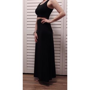 ✨Black Maxi Skirt✨Size Small✨
